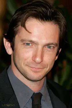 Dan Futterman