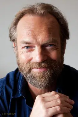 Hugo Weaving