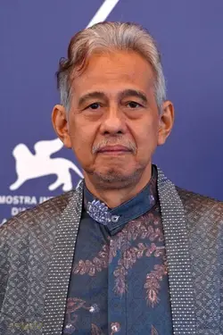 Arswendy Bening Swara