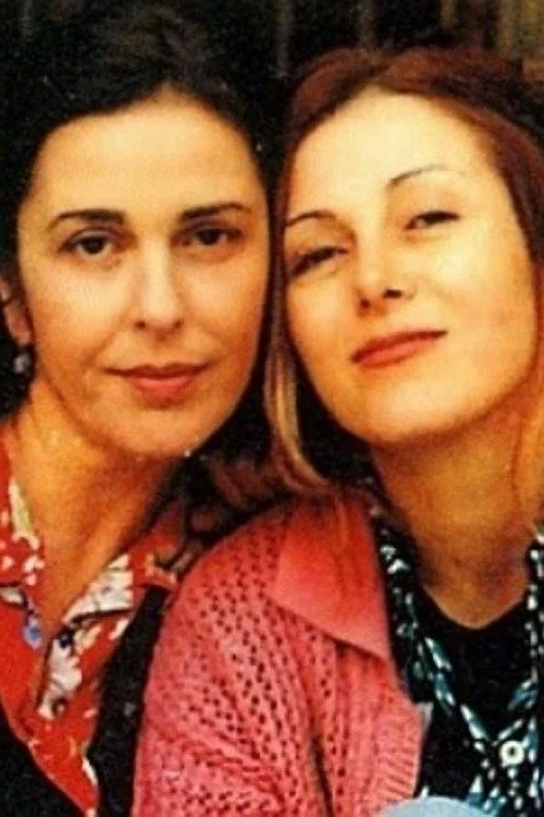 زنان بی سقف